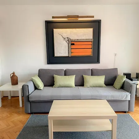 Romeo Apartment *