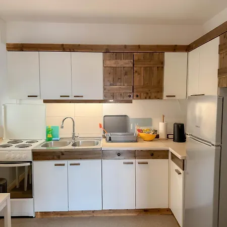 Romeo Apartment *