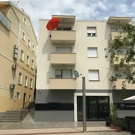 Romeo Apartment